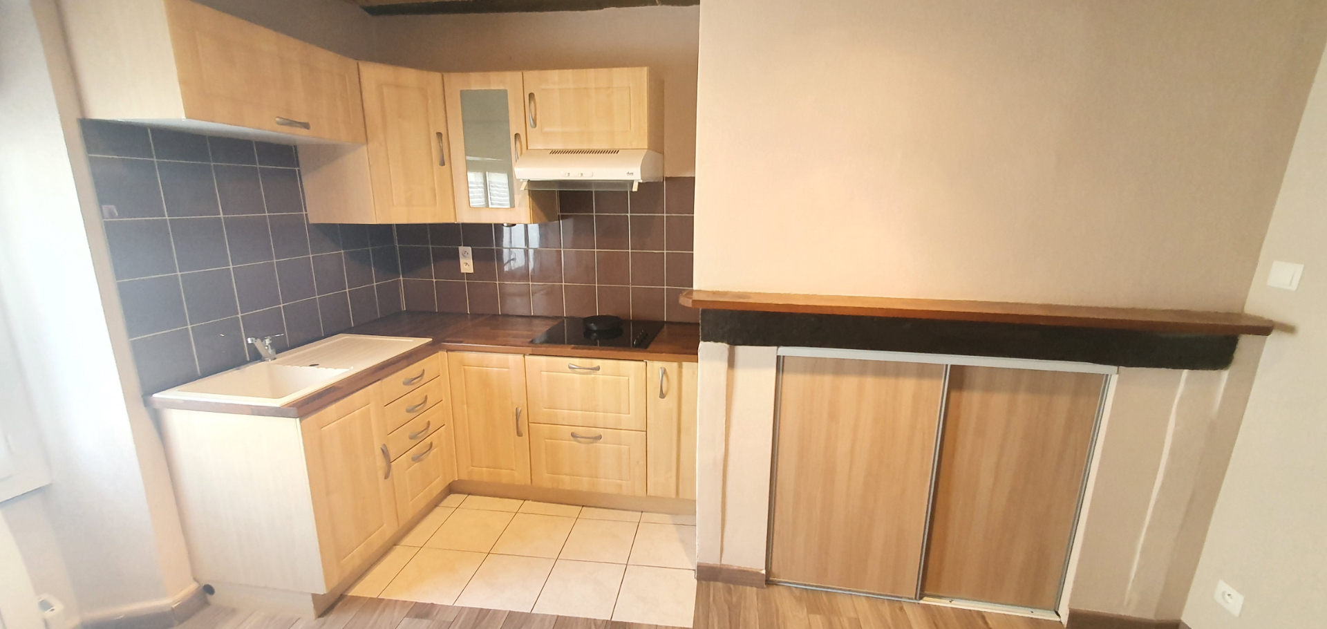 Photo Appartement RODEZ - 2 pièce(s) - 33.71 m² image 2/5