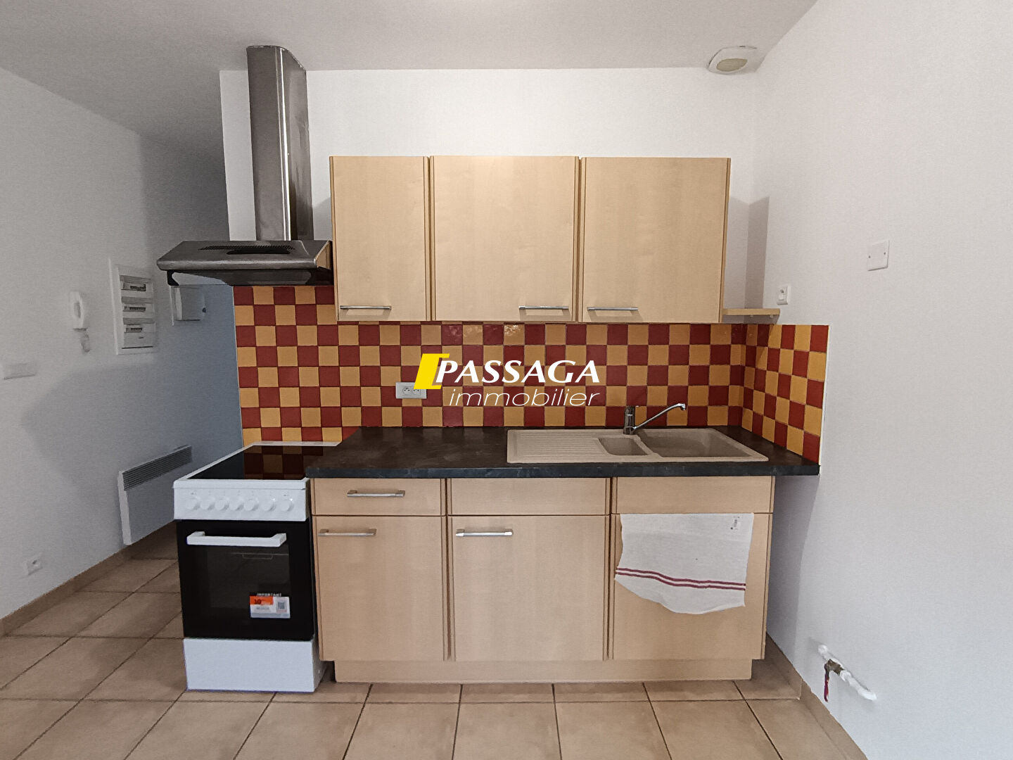 Appartement SEVERAC LE CHÂTEAU - 2 pièce(s) - 33.70 m² - Terrasse 30 m²