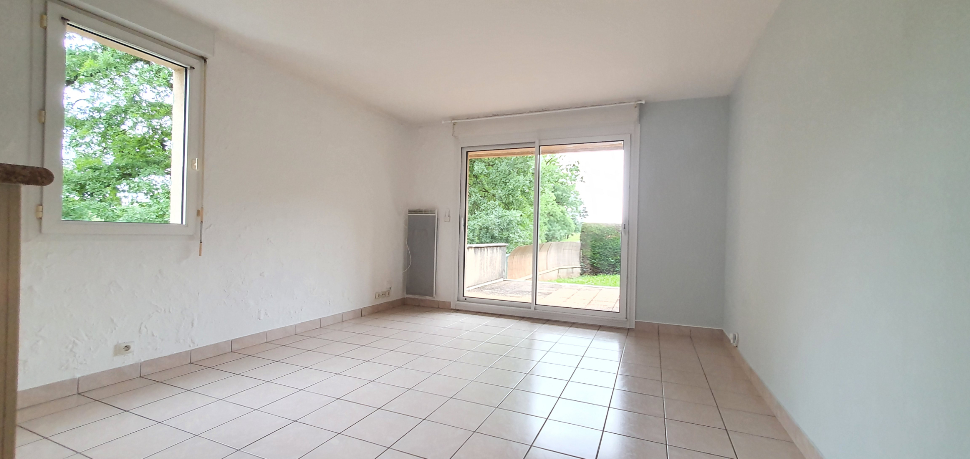 Appartement ONET LE CHATEAU - 2 pièce(s) - 52.49 m² - Jardin privatif 40 m² - Parking