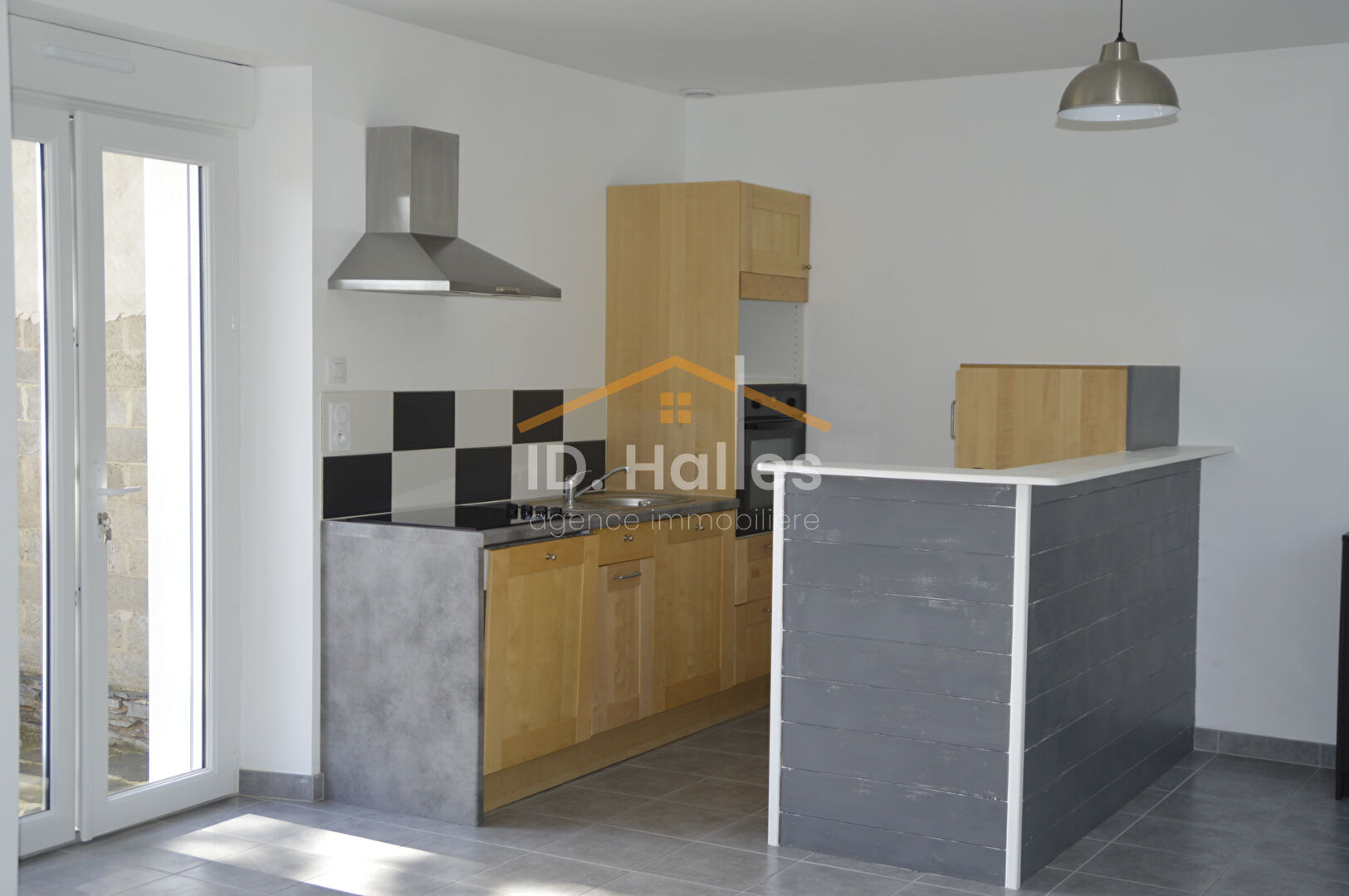 Photo LOCATION RENAZE image 2/5