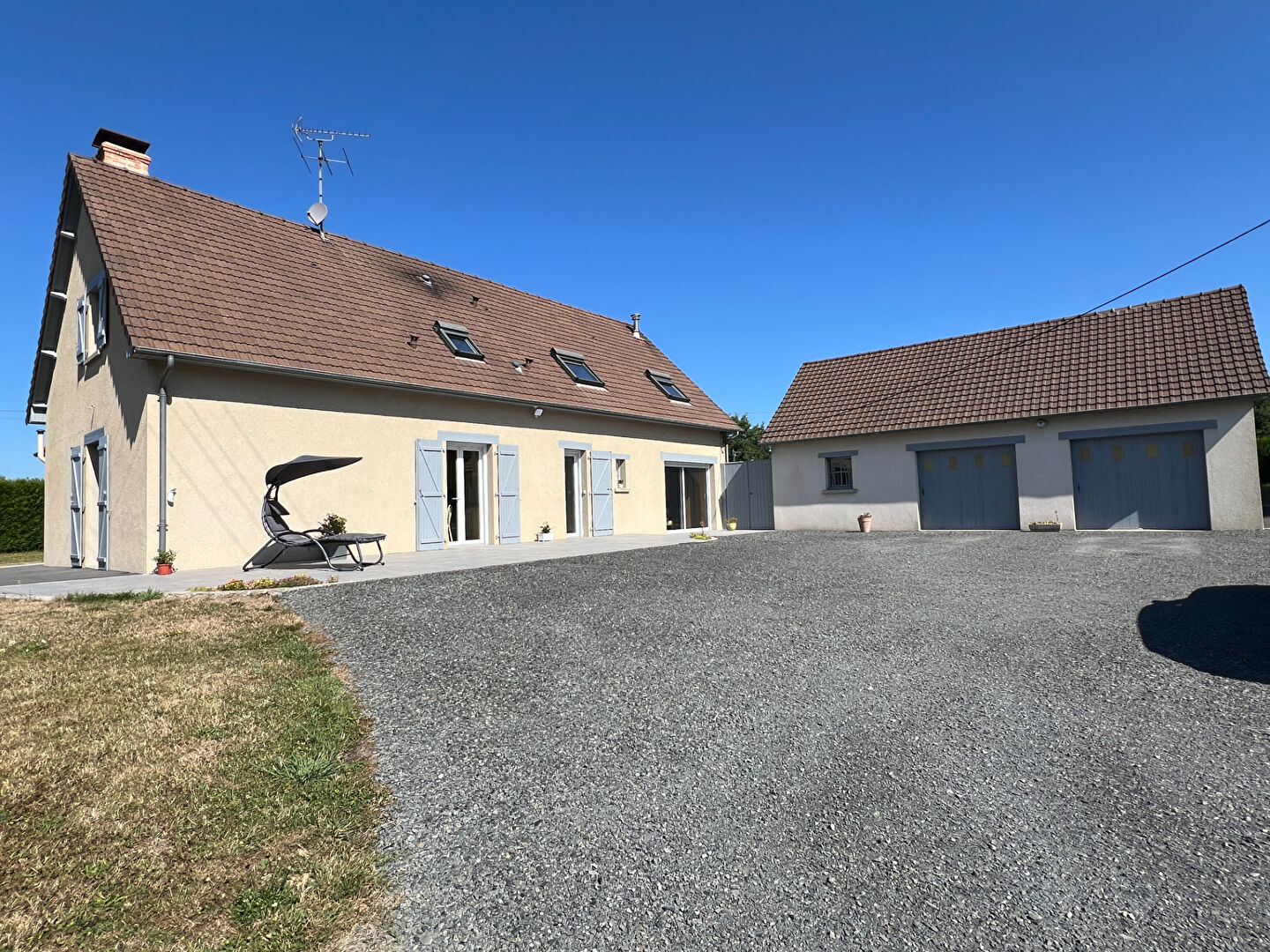 Maison spacieuse à vendre à CRAON - 5 chambres et grand terrain