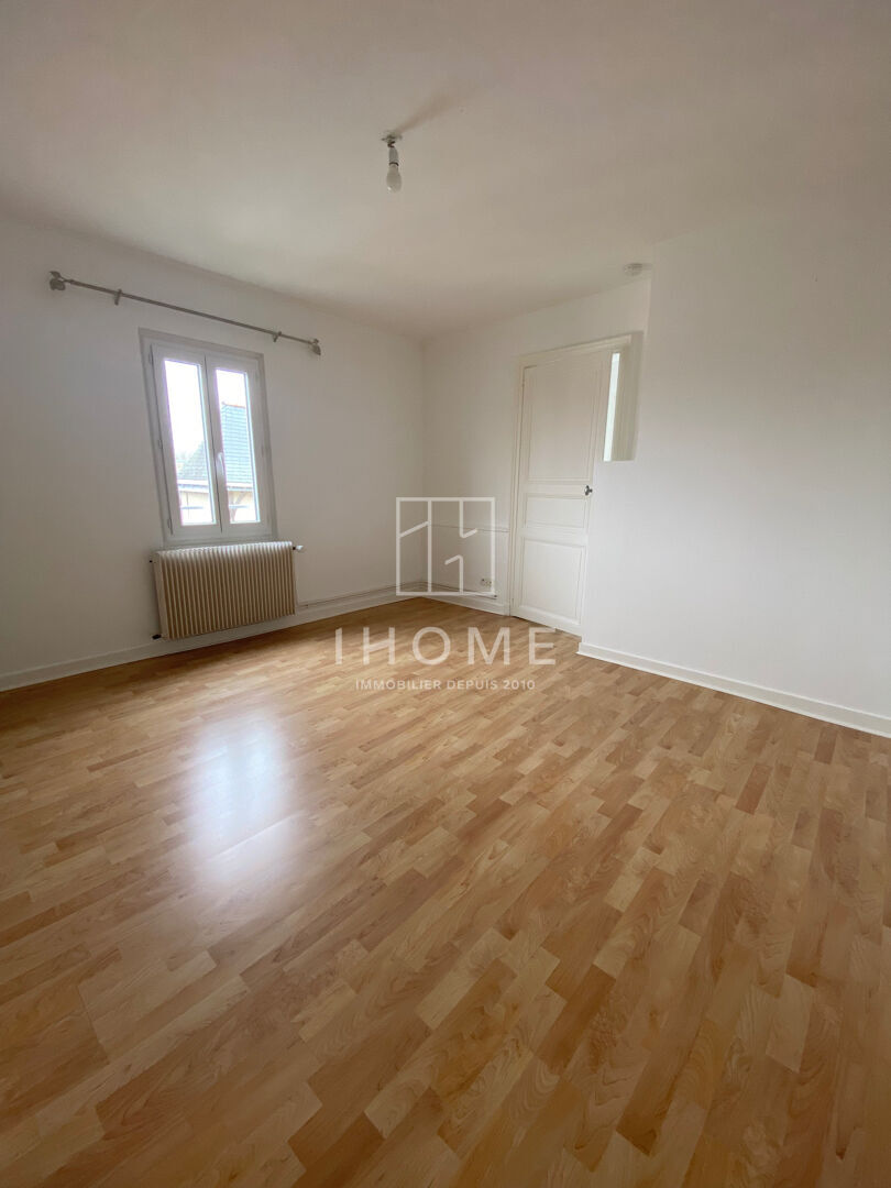 Photo T2 - DOUTRE - PLACE DU TERTRE image 5/6