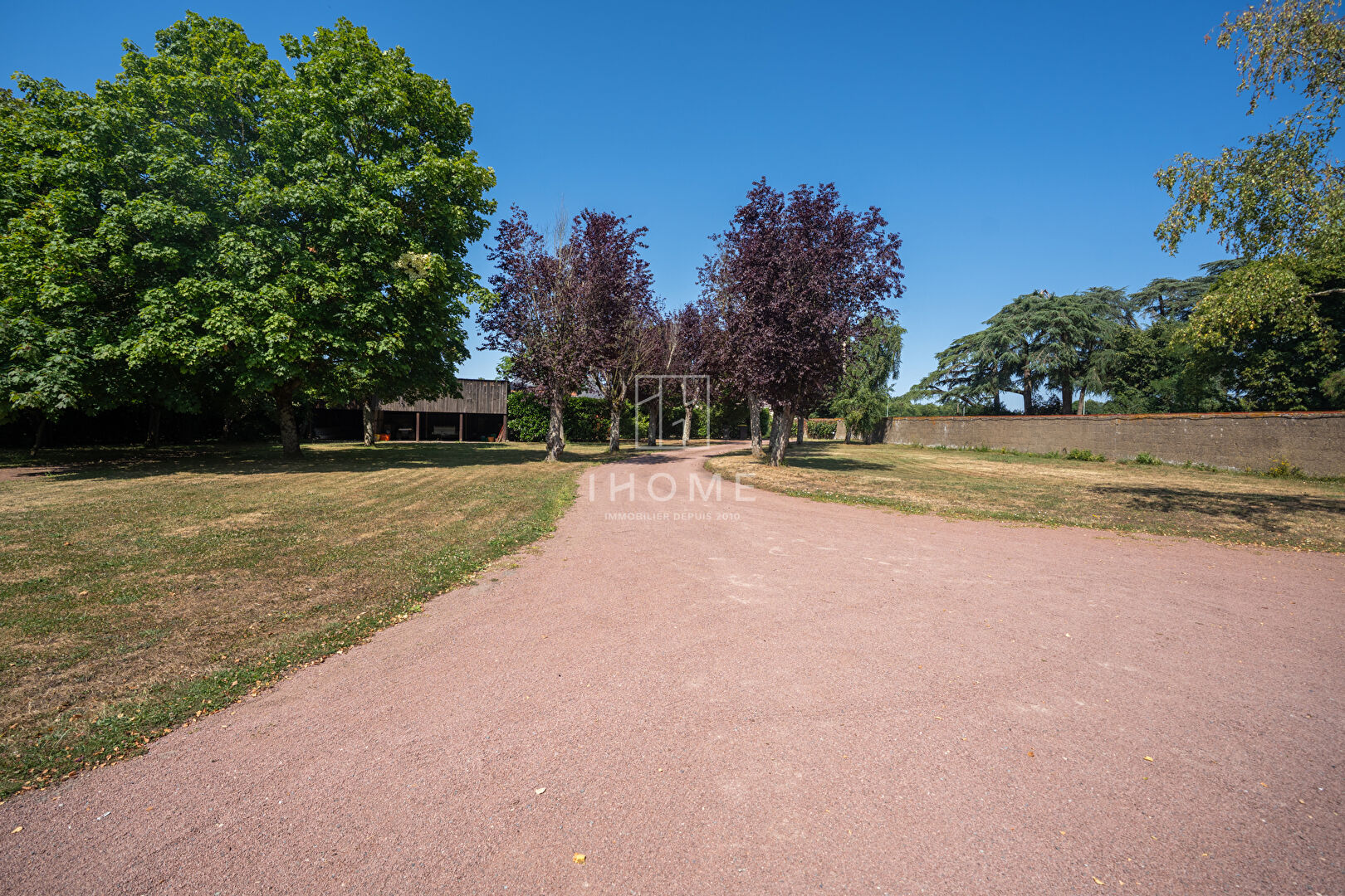 Photo Montreuil Sur Maine image 3/6