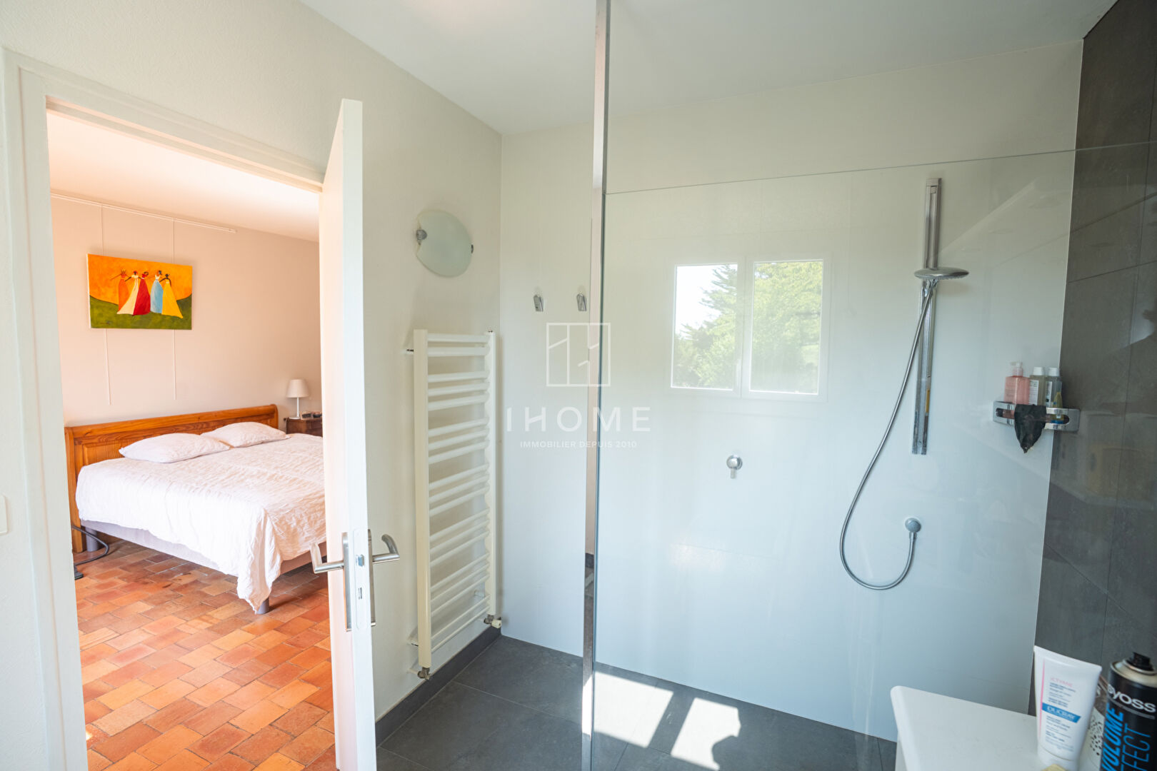 Photo Montreuil Sur Maine image 6/6