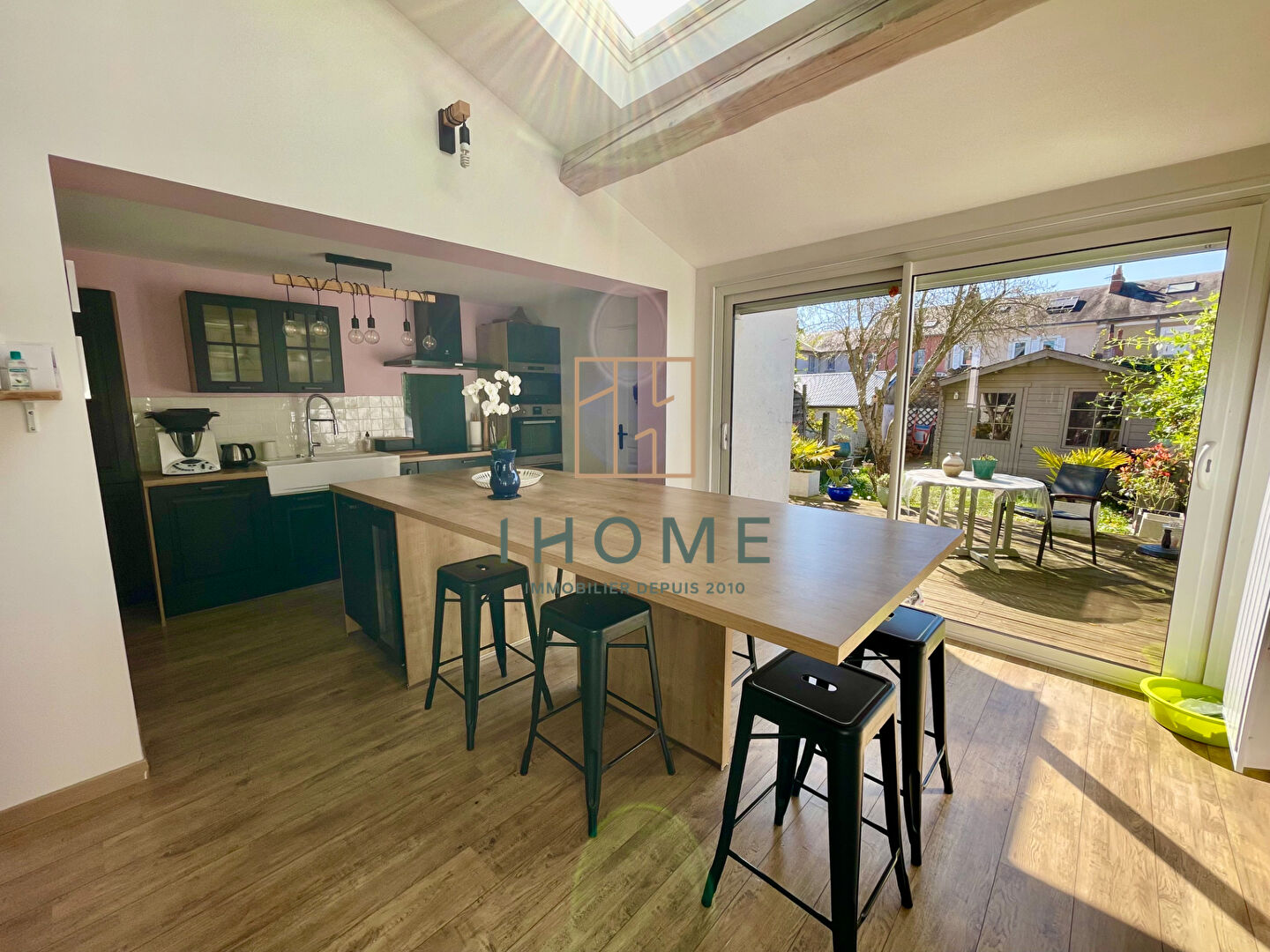 Photo Maison 4 pièces - 100m2 image 2/6