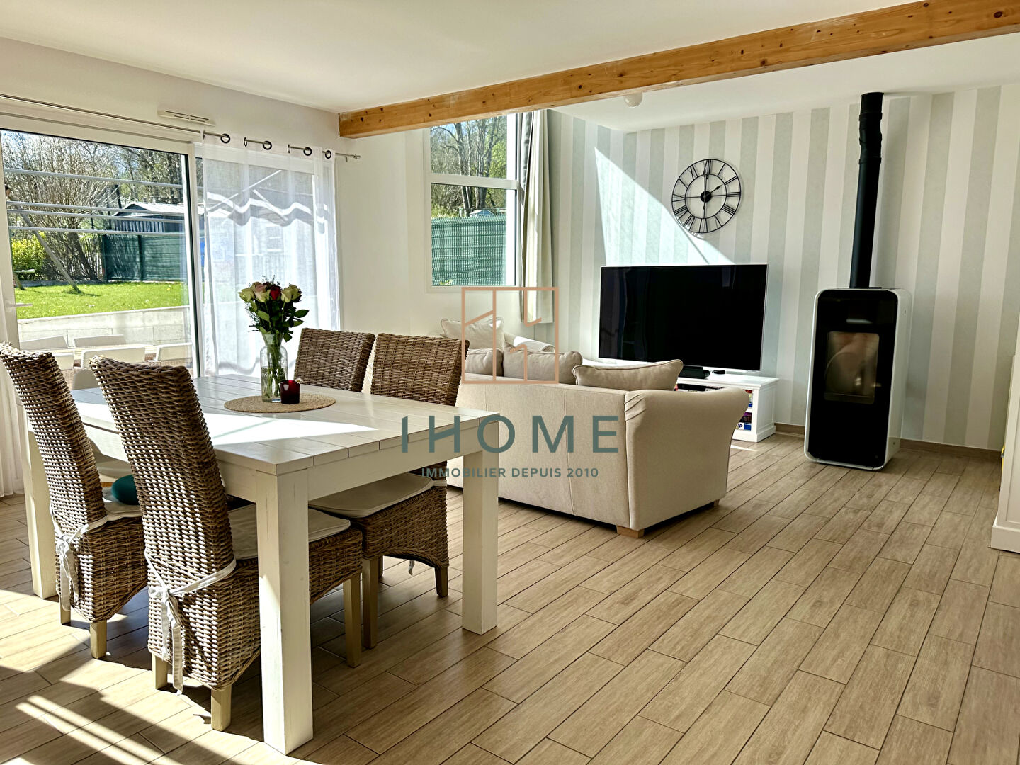 Photo CHAMPAGNE image 2/6