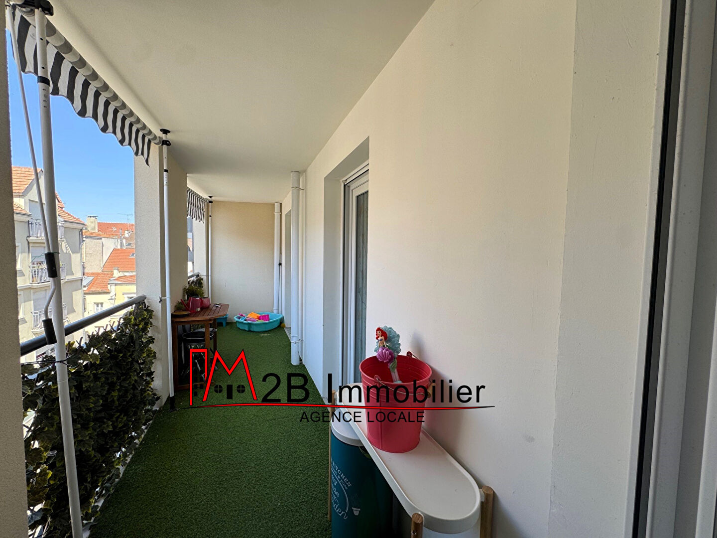 Photo CHARMANT F3 DANS LA RESIDENCE LE CARRE BALZAC image 3/6