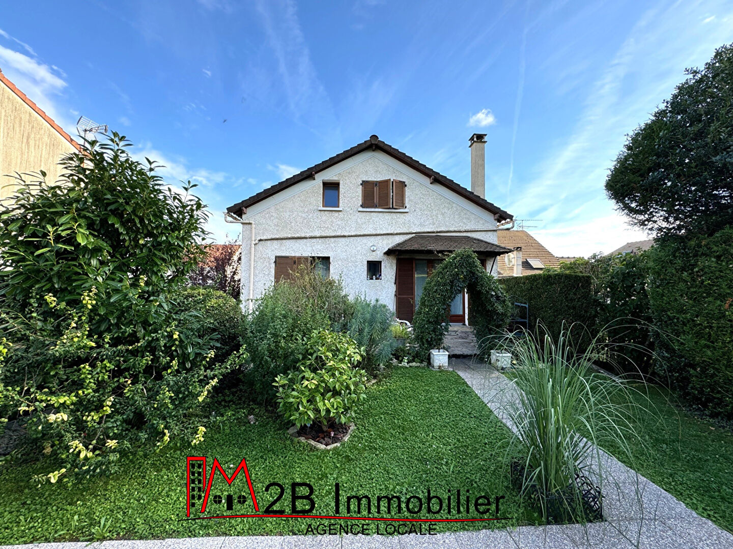 Photo MAISON INDIVIDUELLE AVEC DEPENDANCES image 1/6