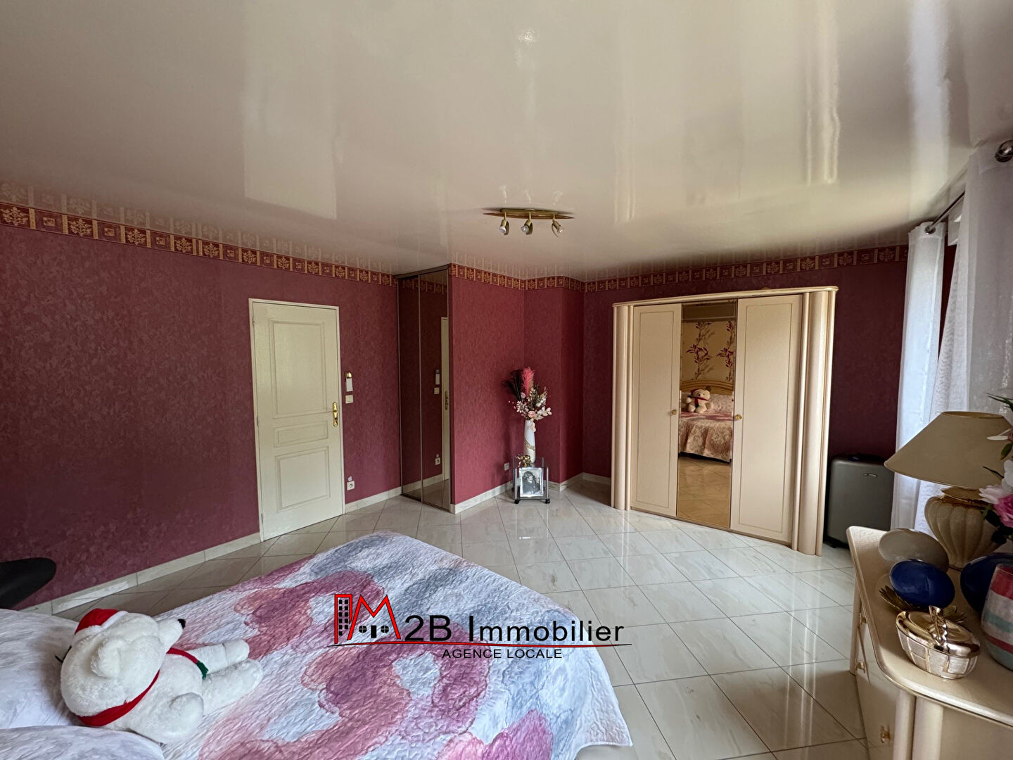 Photo LAGNY EN IMPASSE PROCHE TOUTES COMMODITES image 5/6