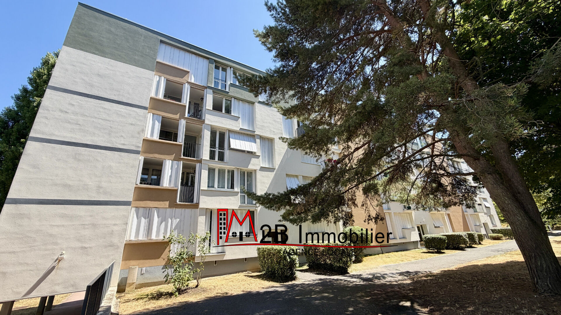 Agence immobilière de 
 IMB IMMOBILIER LAGNY SUR MARNE - IMB IMMOBILIER LAGNY SUR MARNE 
