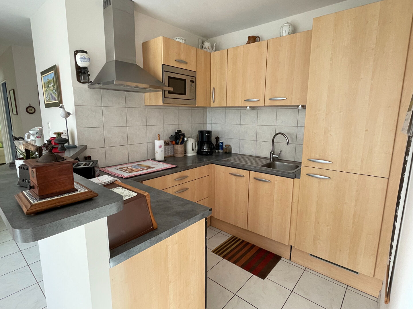 APPARTEMENT LANVALLAY !