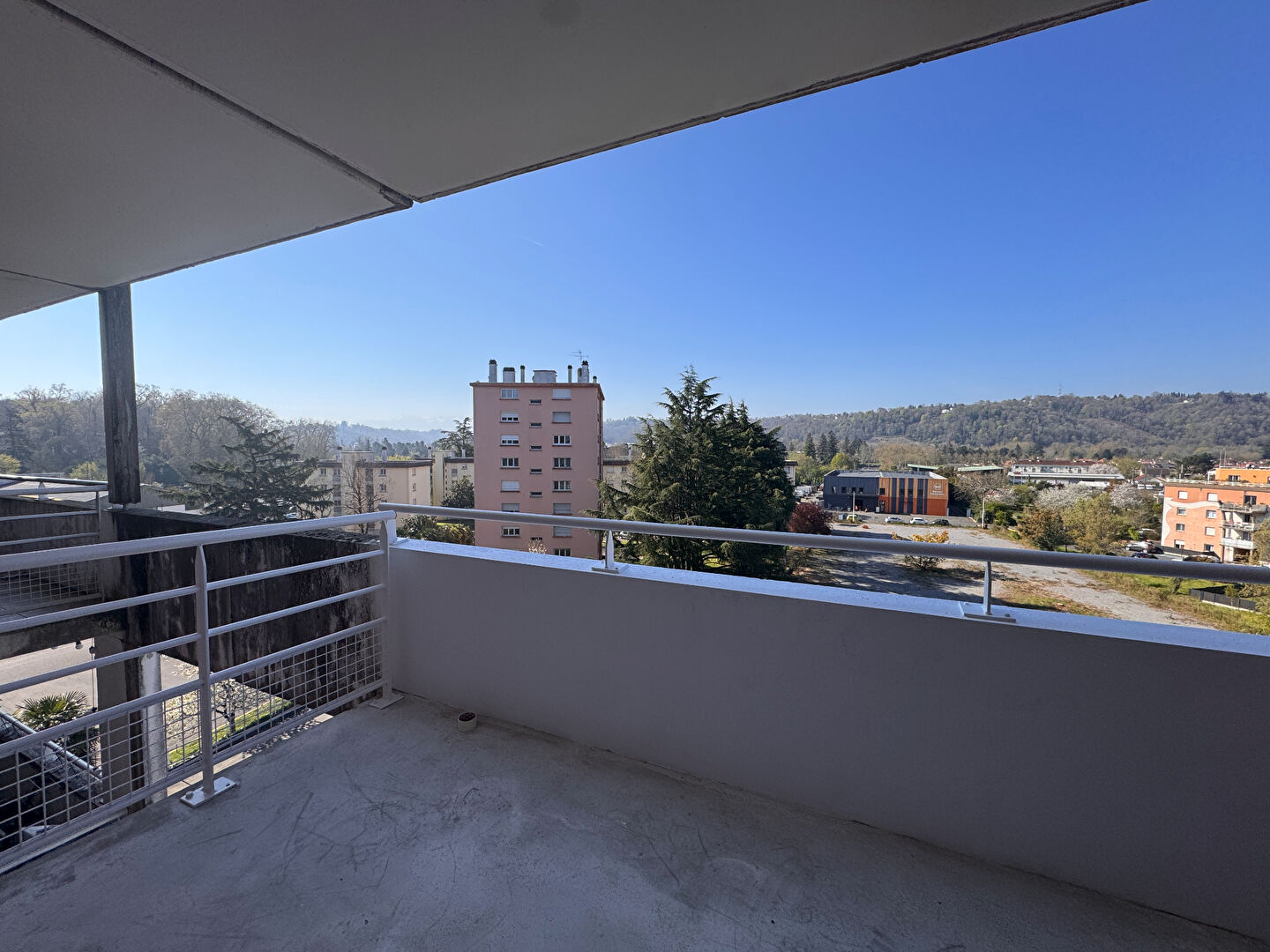 Agence immobilière de IMMO64  Serres Castet