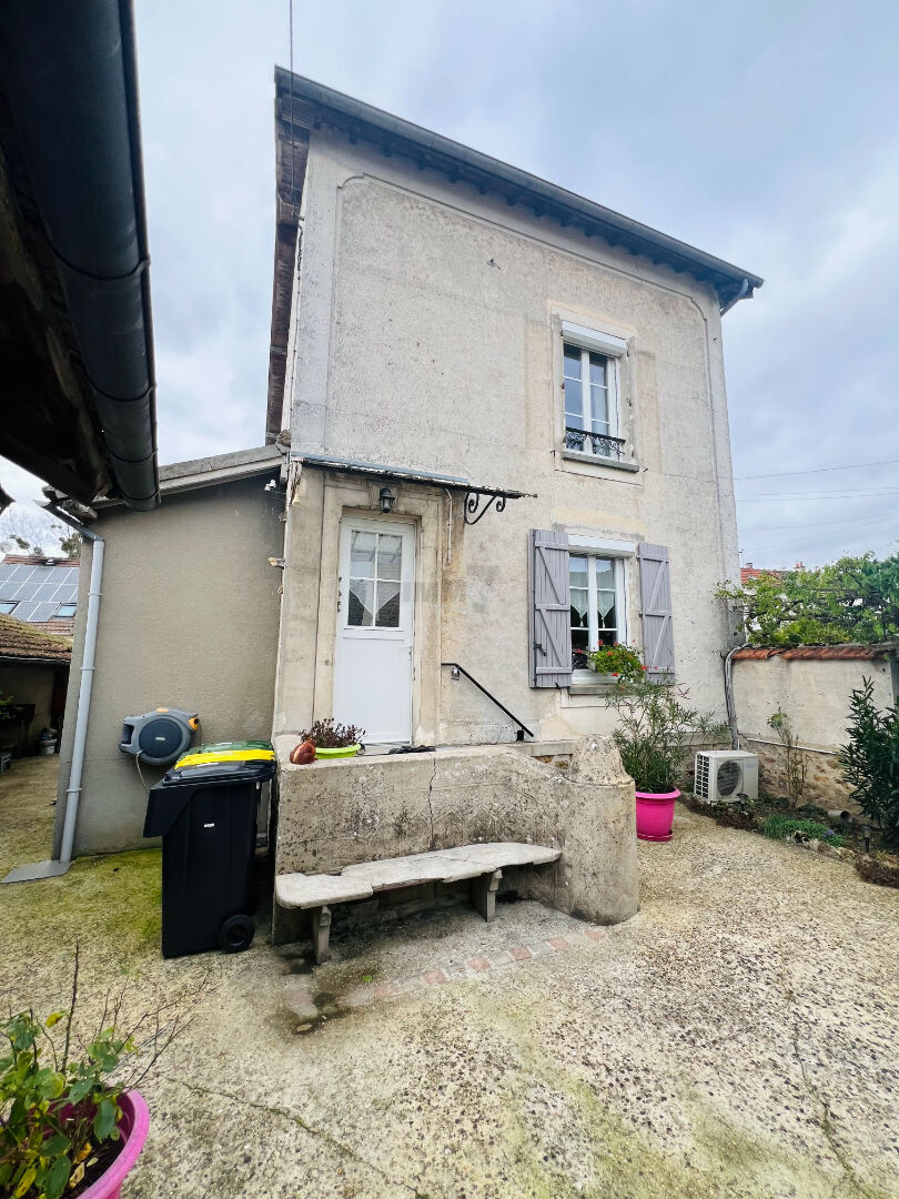 Agence immobilière de 
 IMMO 7 Jouarre - IMMO 7 
