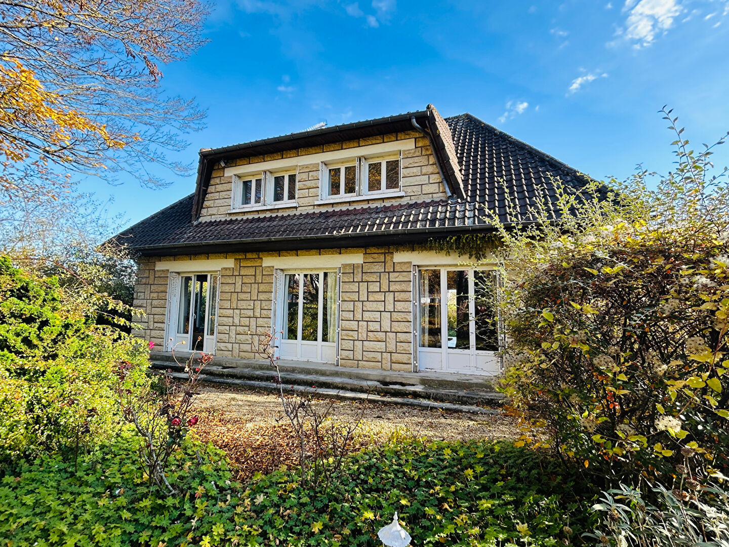 Pavillon indépendant 128m², 4 chambres, 2000m² de terrain