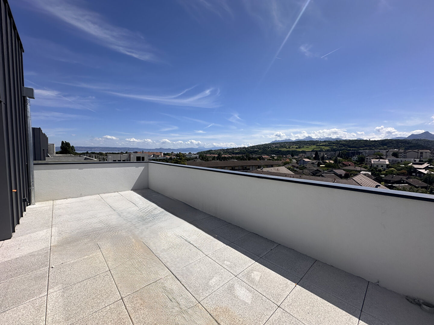Appartement T4 de 84.15 m² - Dernier étage - Vue lac et montagnes - Thonon-les-Bains