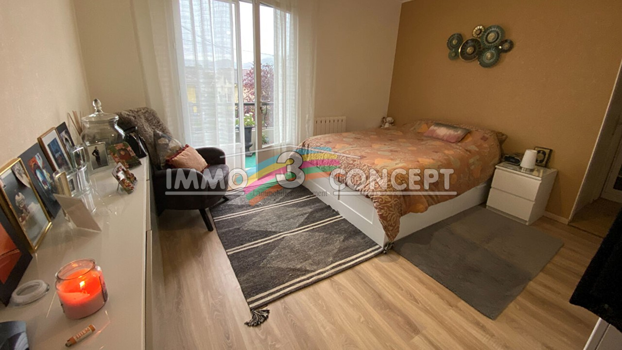 Photo Exclusivité : A vendre à VILLE LA GRAND, Appartement duplex de 140 m² utiles dans maison image 4/6