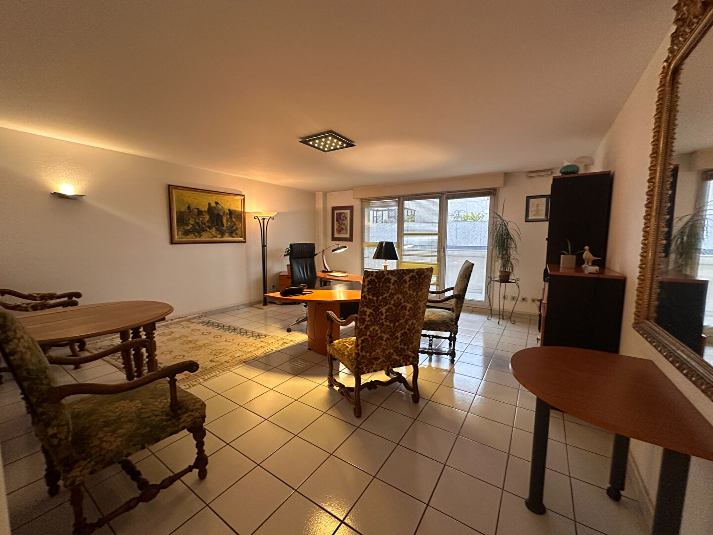 Appartement ou Bureaux de  97.75 m²  à vendre - centre ville d'Annemasse