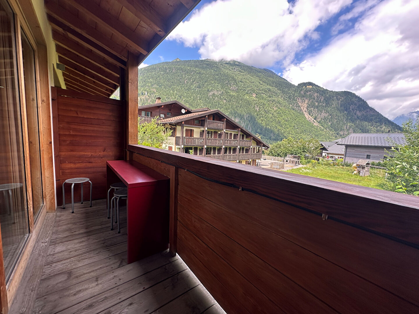 Photo À vendre , Appartement quadruplex - 5 pièces de 78.17 m2 aux Houches, vue panoramique sur les montagnes image 4/6