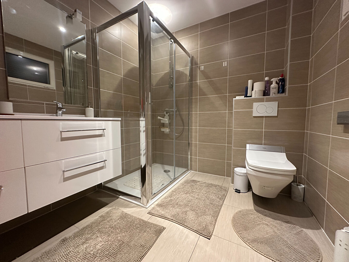 Photo À vendre  - Belle maison familiale à Ségny, aux portes de Genève image 5/6