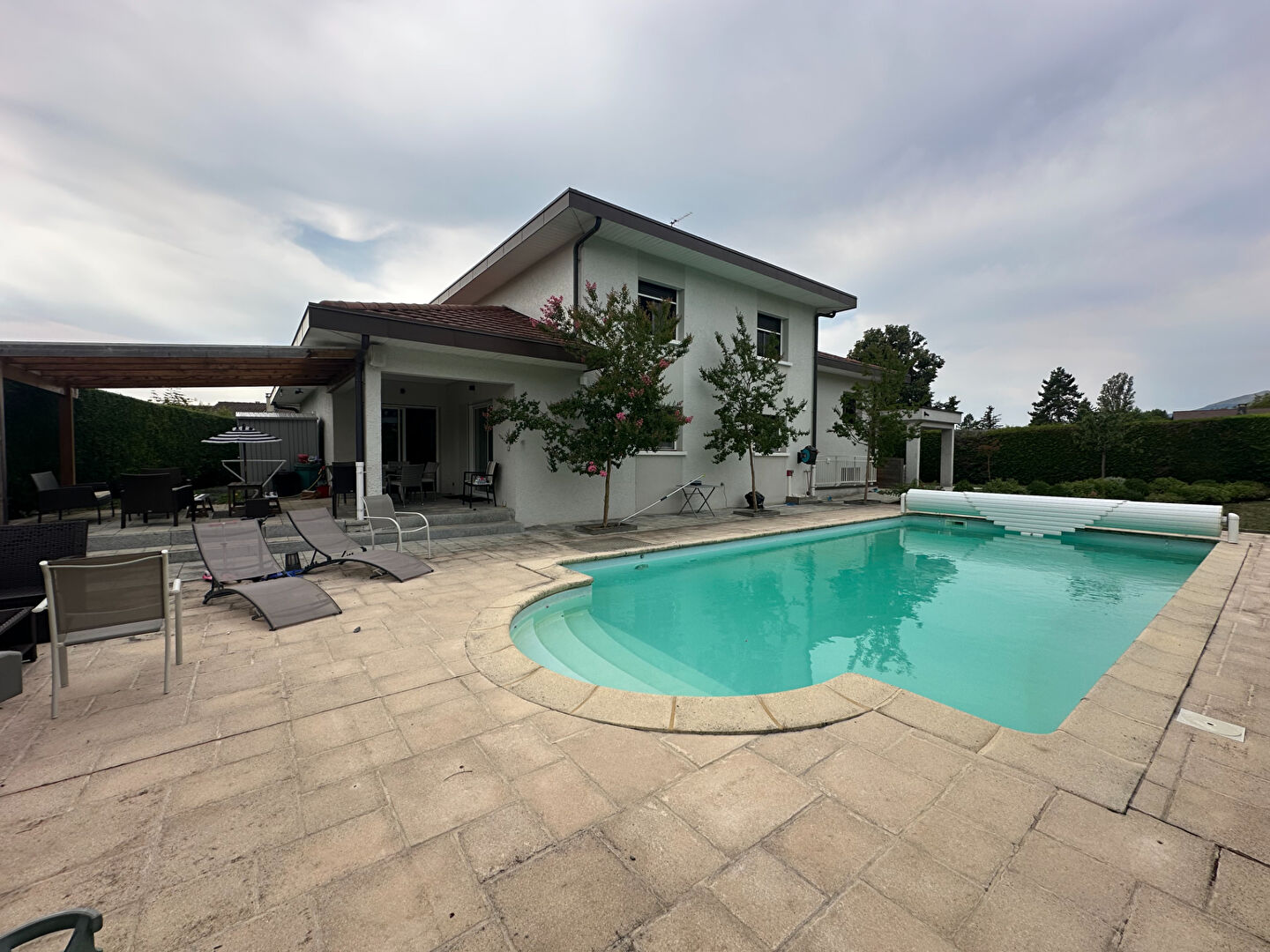 Photo À vendre  - Belle maison familiale à Ségny, aux portes de Genève image 6/6