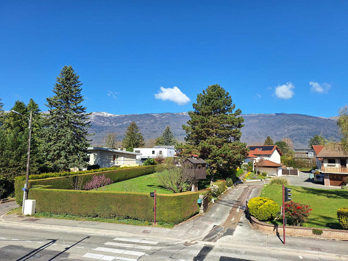 Photo A vendre Appartement T3 - dernier étage  - Saint-Genis-Pouilly image 3/3