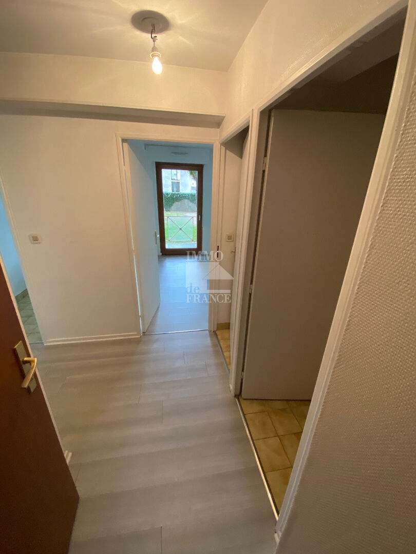 Photo A LOUER T2  de 47.96m² Quartier St Félix image 3/5