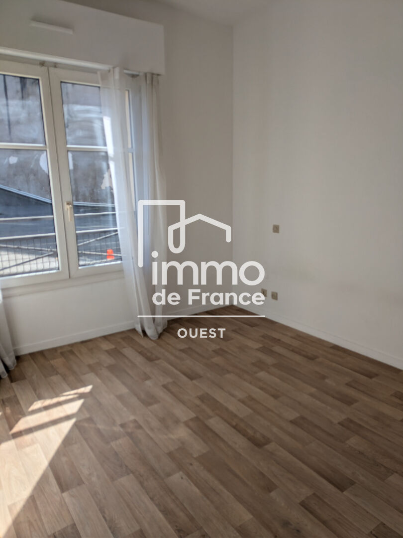 Photo GRAND T2 de  38m²  RENE BOUHIER image 4/4