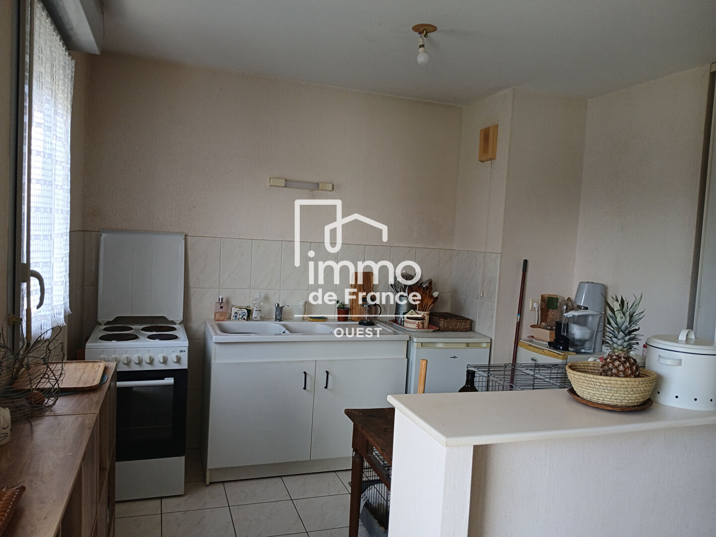 Photo MONTREUIL JUIGNE : Copropriété récente  Appartement T2  avec parking et ascenseur image 2/6