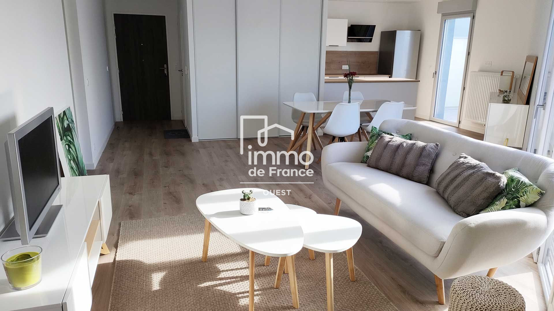 Photo APPARTEMENT LUMINEUX  AVEC TERRASSE DERNIER ETAGE image 2/6