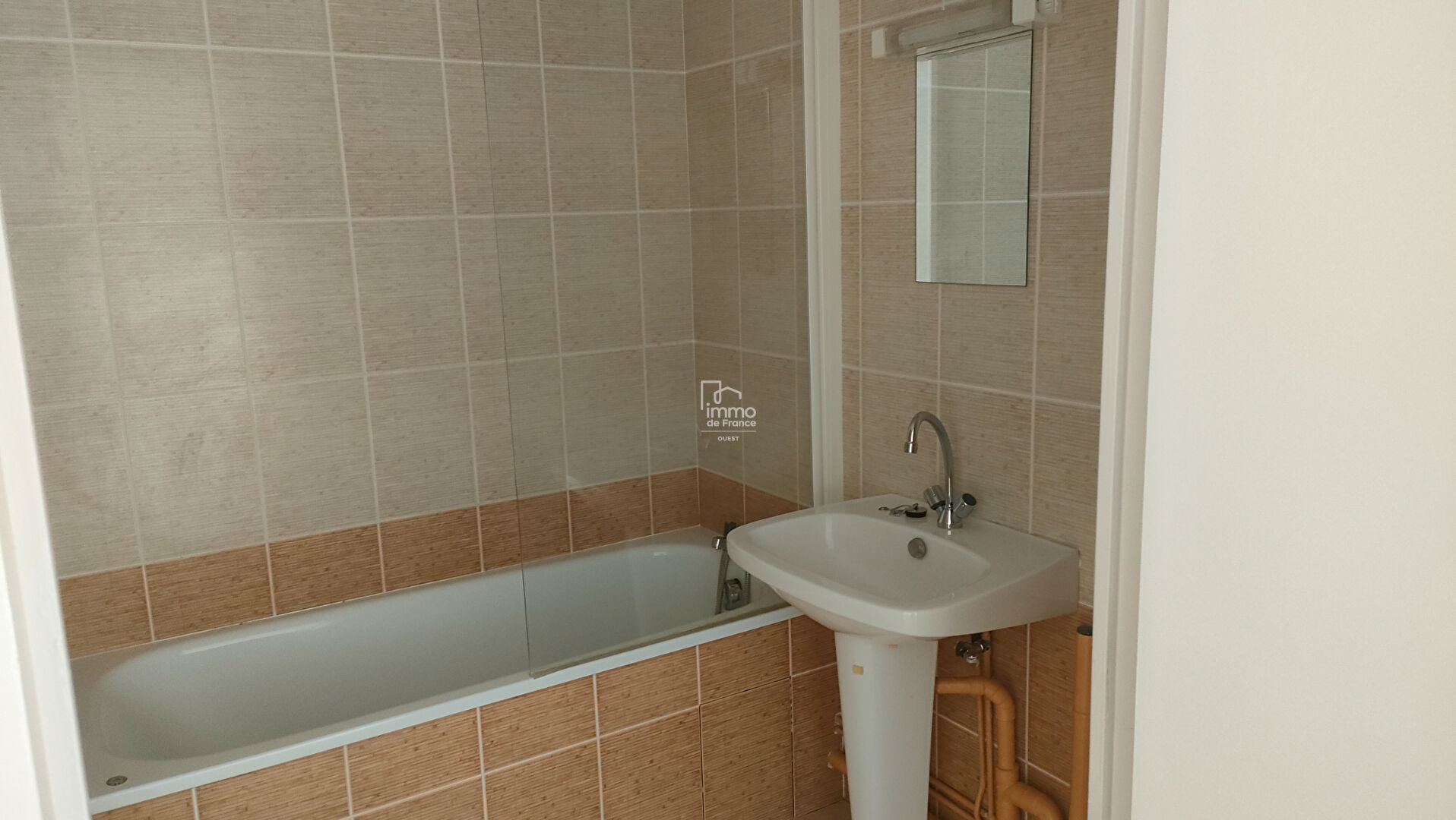 Photo Appartement Evron 2 pièce(s) 30.14 m2 image 4/4