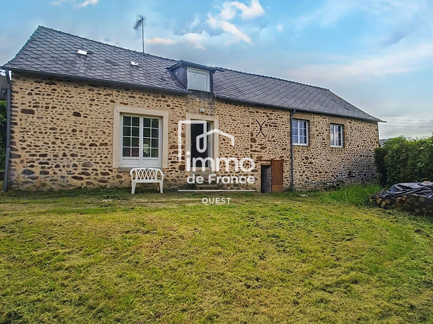 Maison  de campagne - St Thomas De Courceriers
