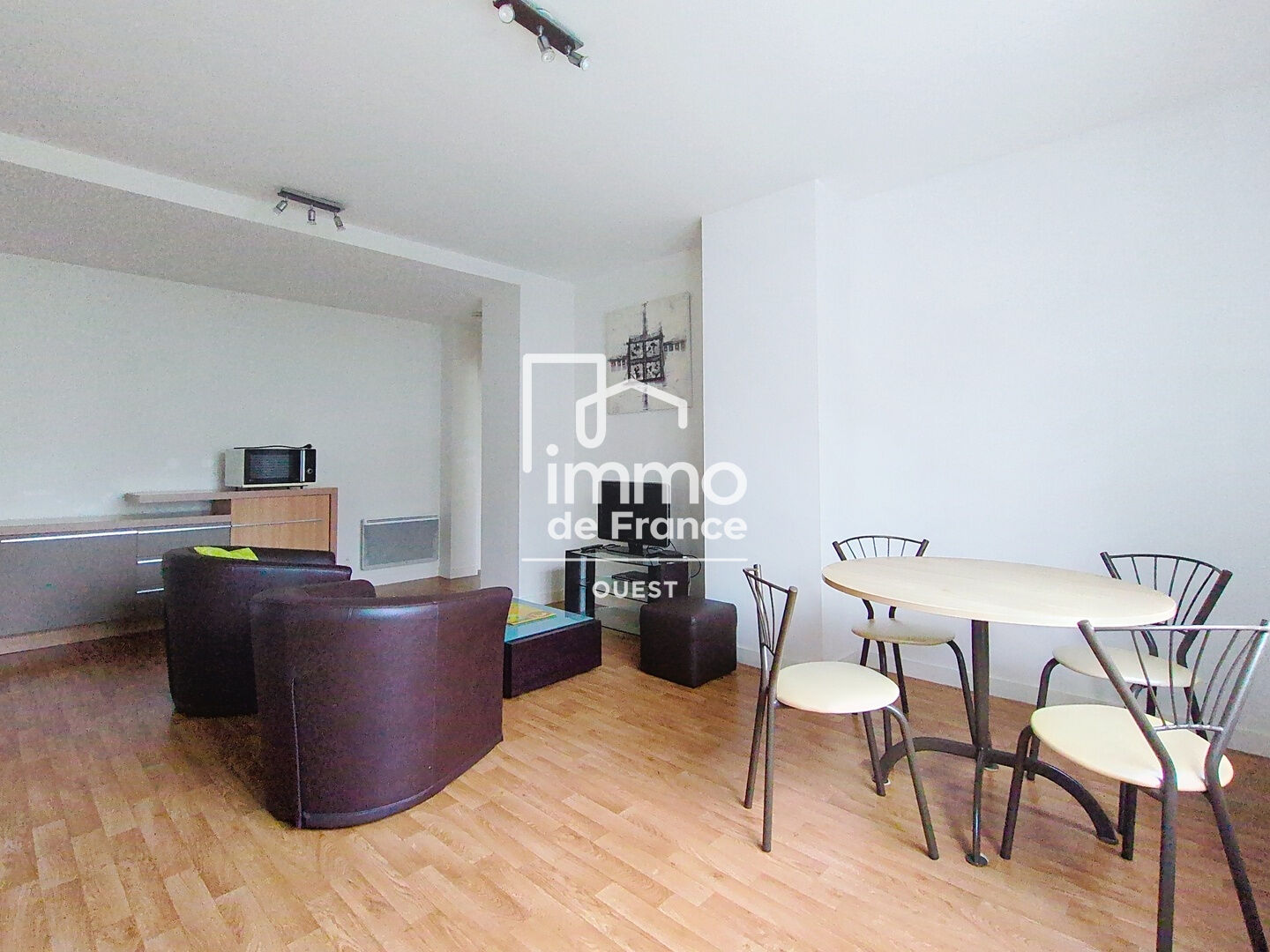 Photo Appartement Laval 2 pièce(s) 50.01 m2 image 2/6