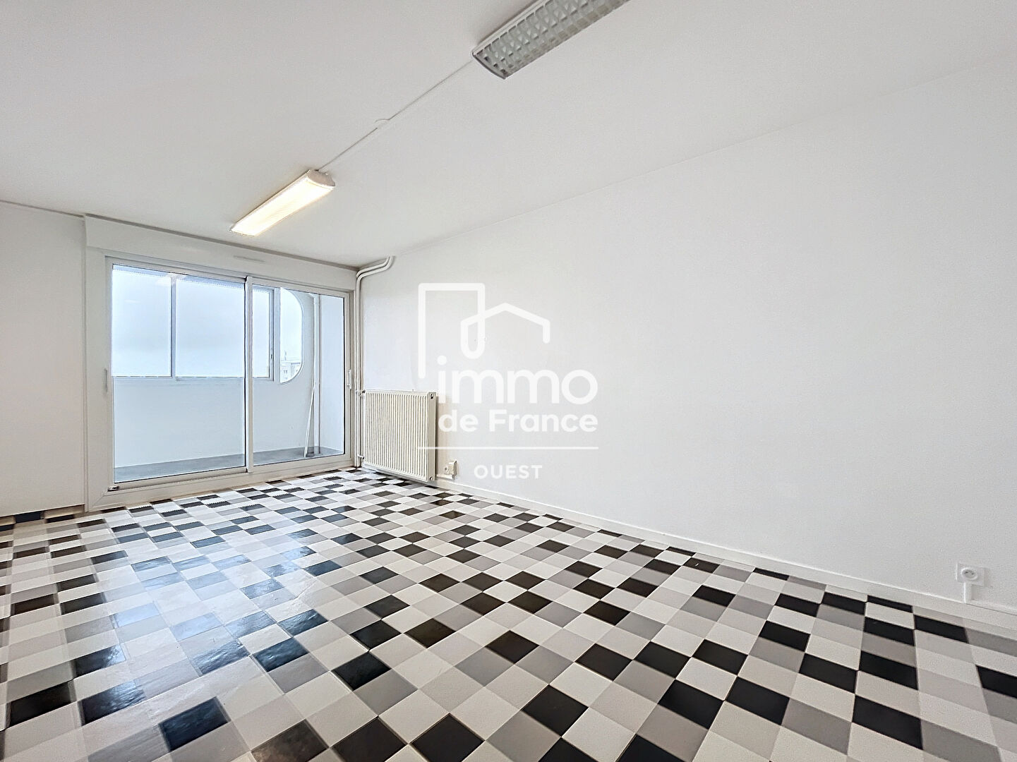 Photo Appartement T3 de 67 m2 avec loggia et cellier image 2/6