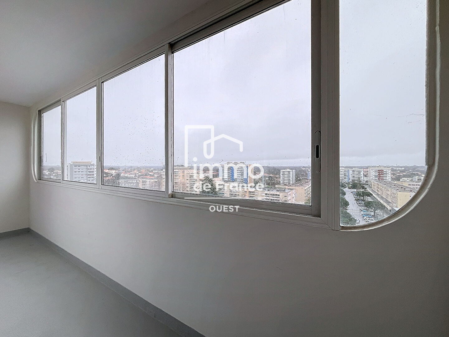 Photo Appartement T3 de 67 m2 avec loggia et cellier image 3/6