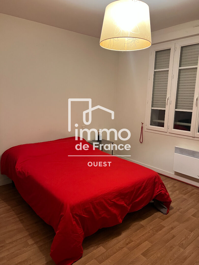 Photo A LOUER LAVAL. Appartement meublé de 2 pièce(s) 49.91 m2. image 3/4