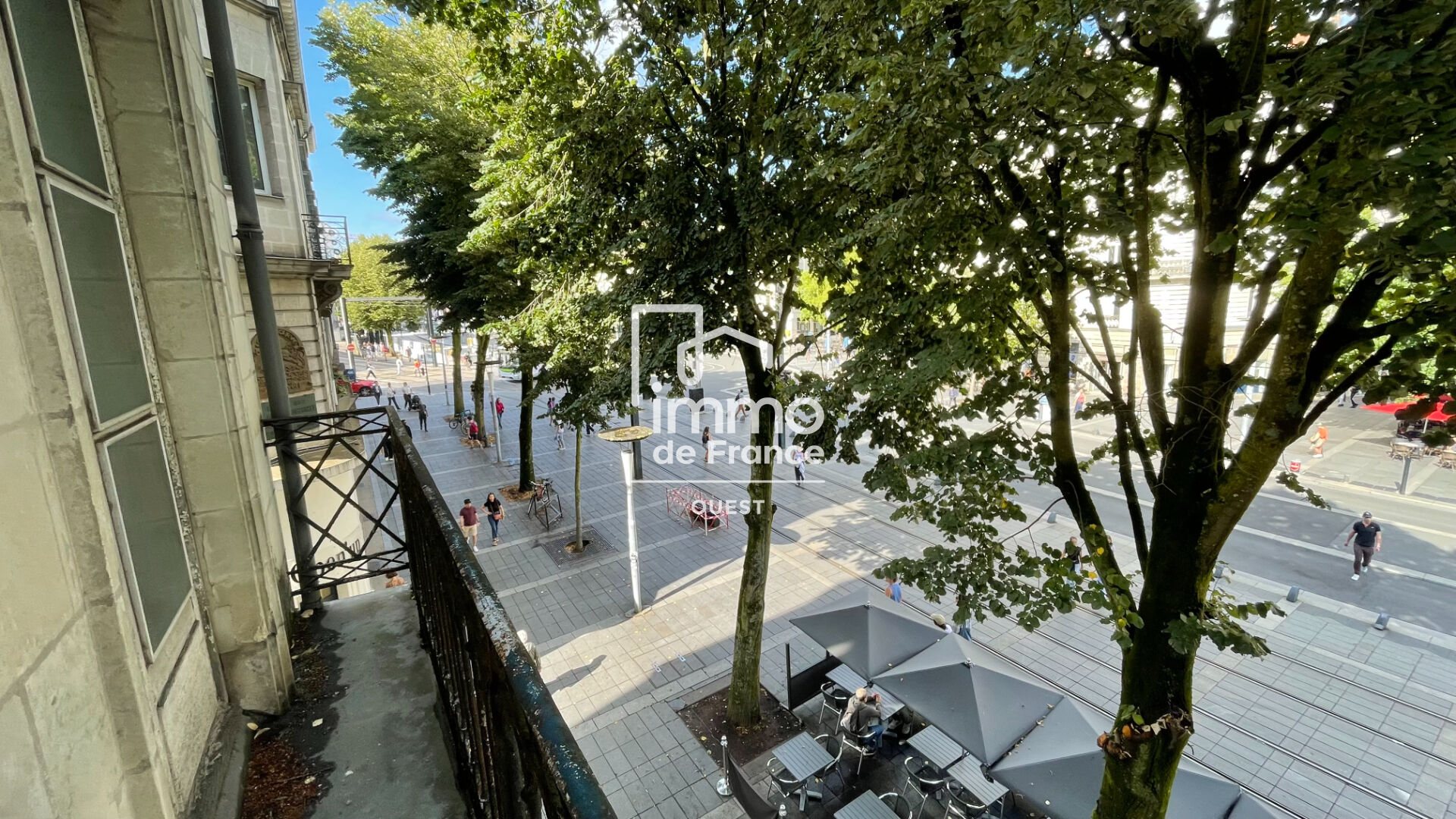 Photo Appartement Nantes 2 pièce(s) 45m2 Cours des 50 otages image 2/6