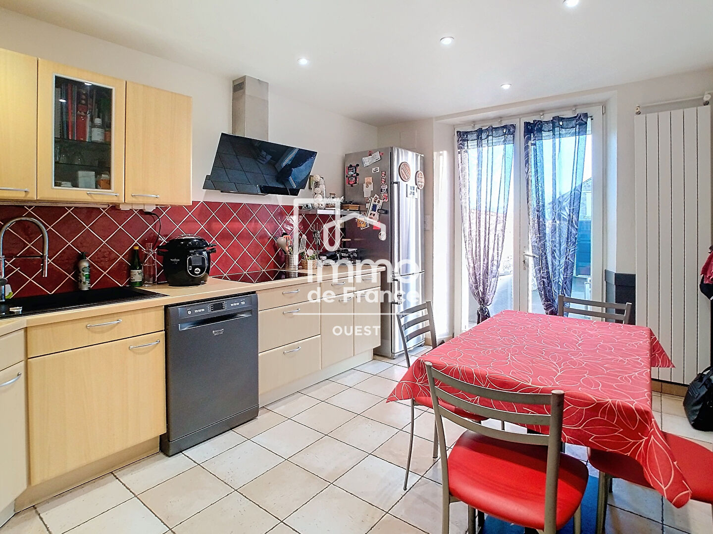 Photo Maison 8 pièce(s) 199 m2 image 6/6