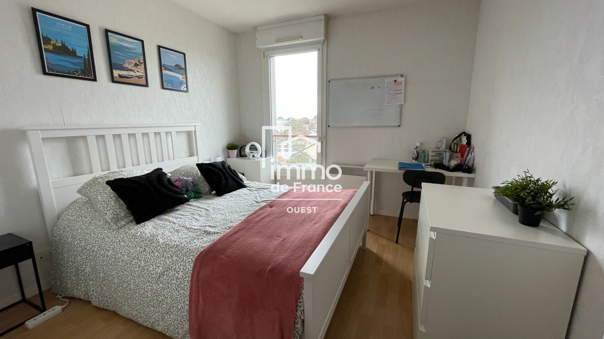 Photo Appartement 2 pièces avec balcon en plein centre de Couëron image 3/4