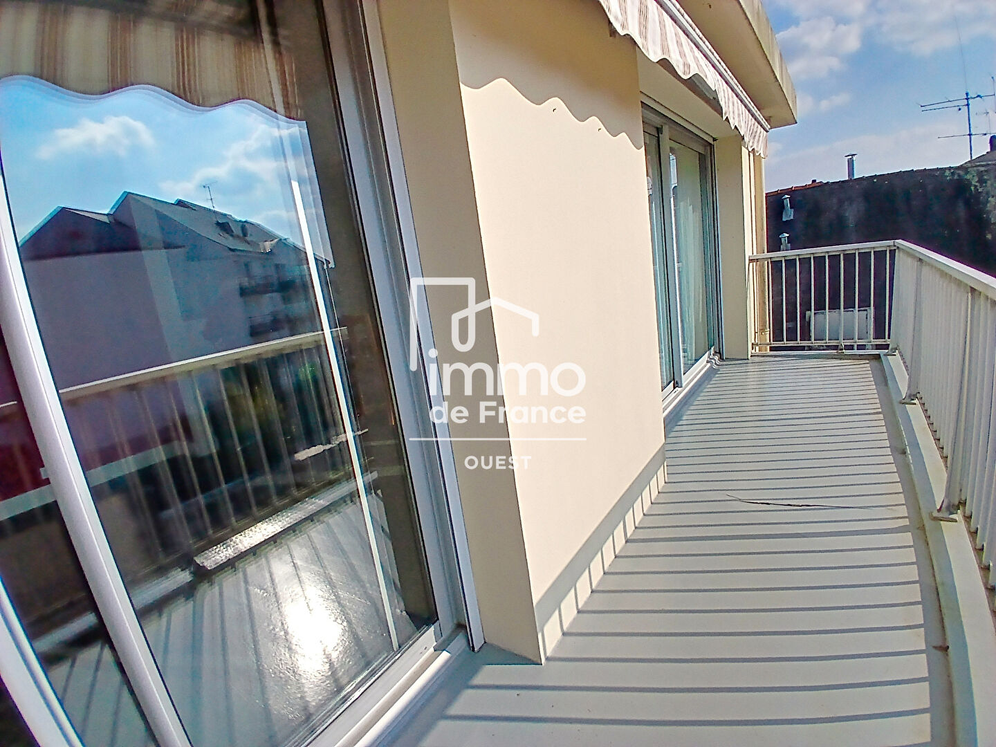 Photo Appartement Laval  Rive droite proche centre ville image 1/6