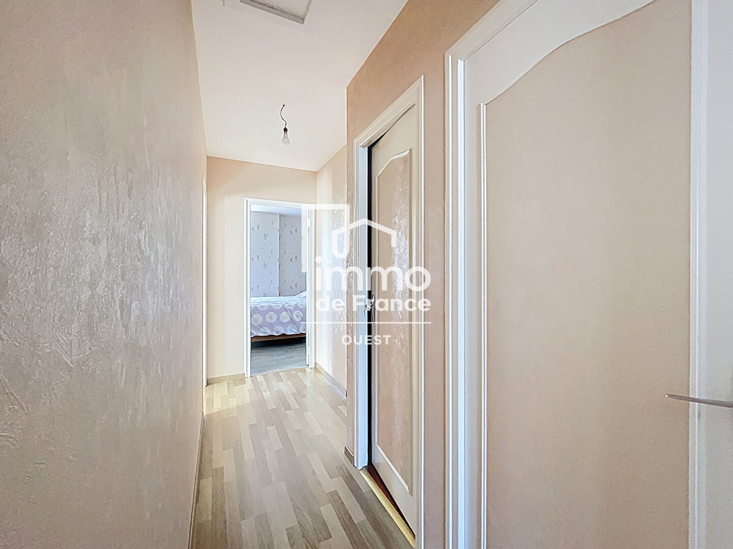 Photo Maison + ancien commerce - STE-GEMMES-LE-ROBERT image 6/6