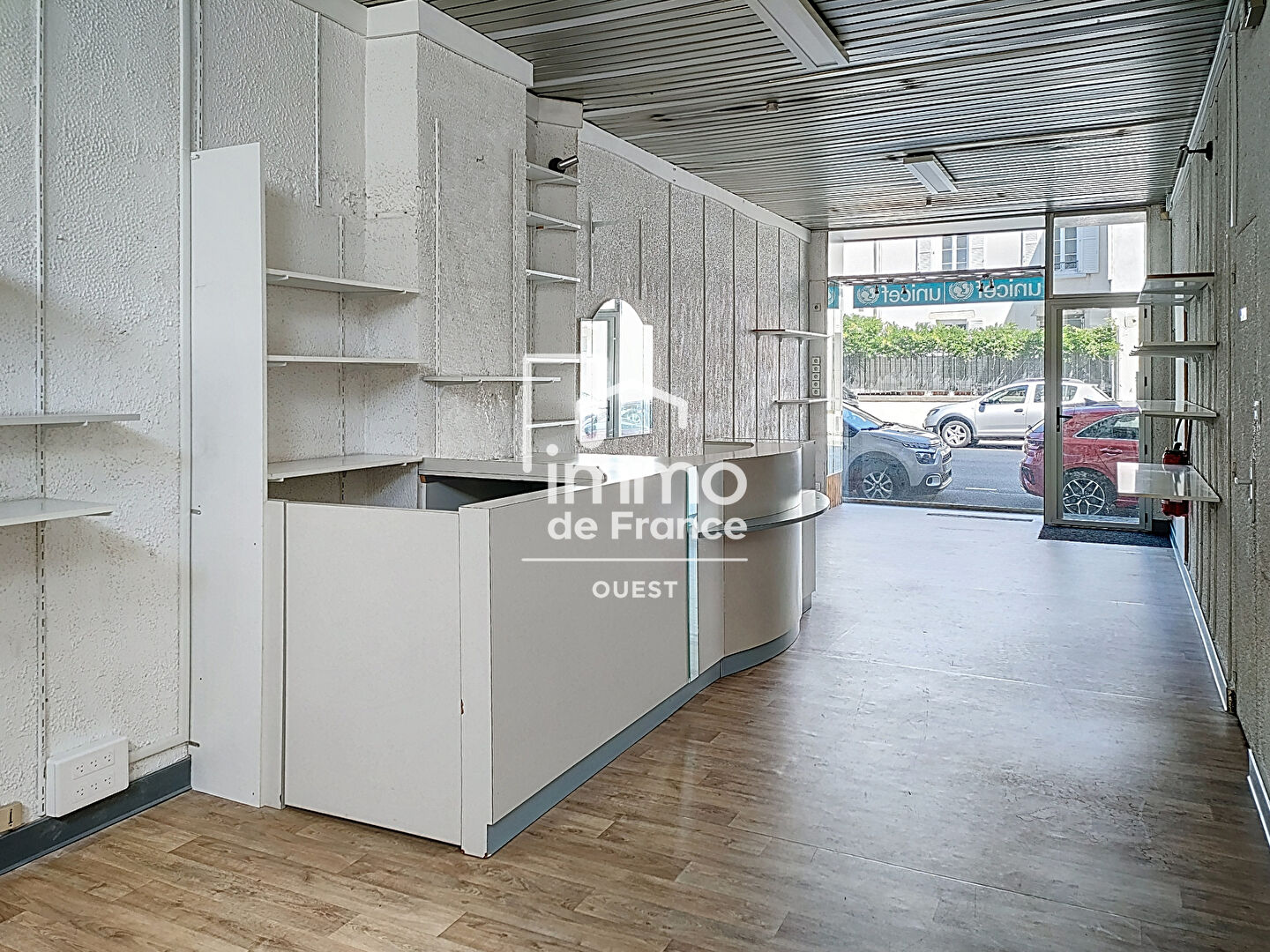 Photo Local commercial  36.24 m2 - LA ROCHE SUR YON image 2/6