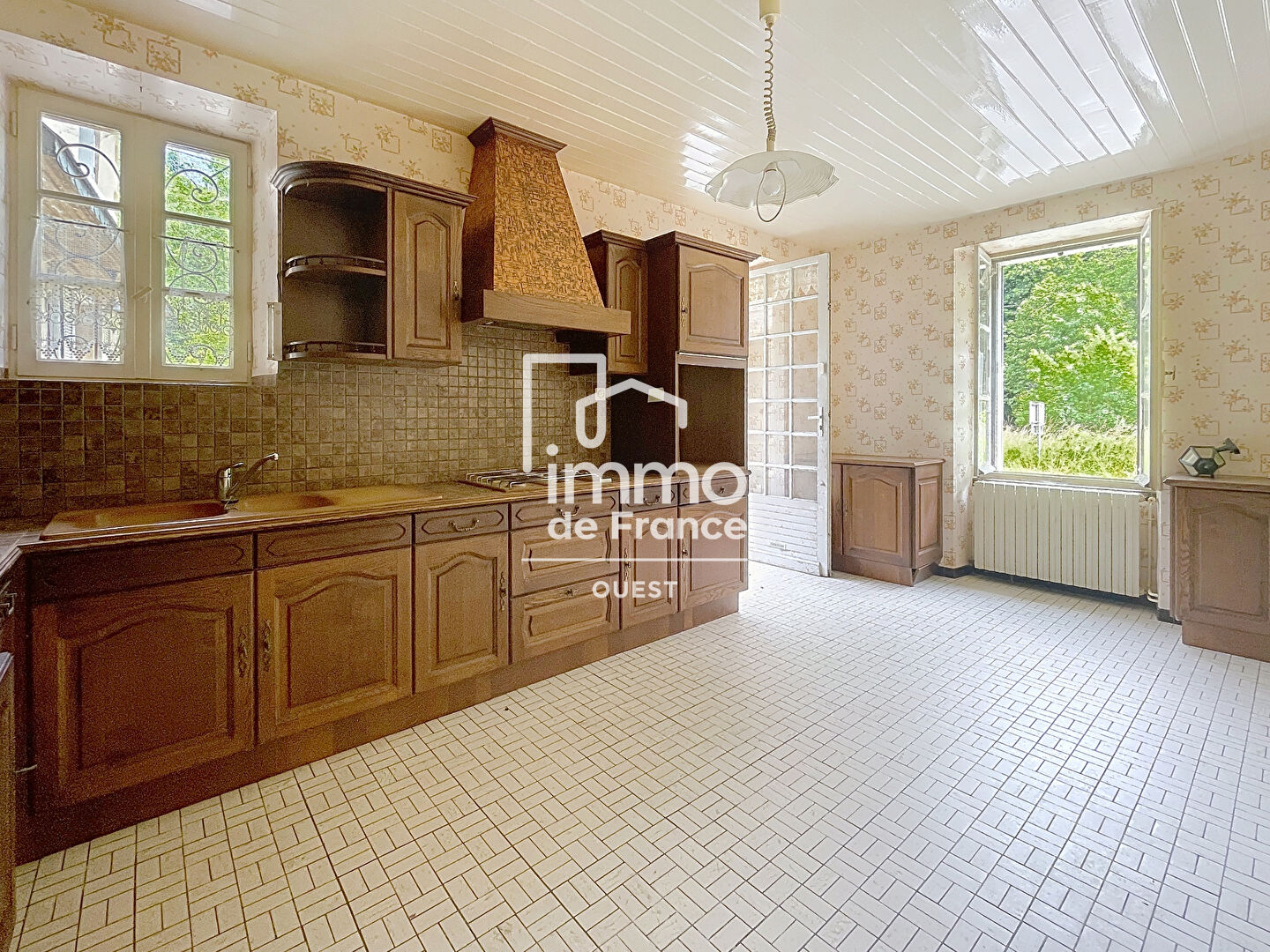 Photo Maison 213 m² - SAINT MARTIN DE CONNEE image 3/6