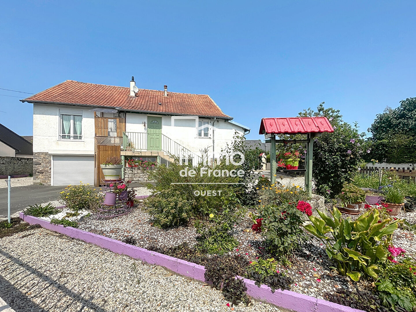 Photo Maison Evron - 123m² image 1/6
