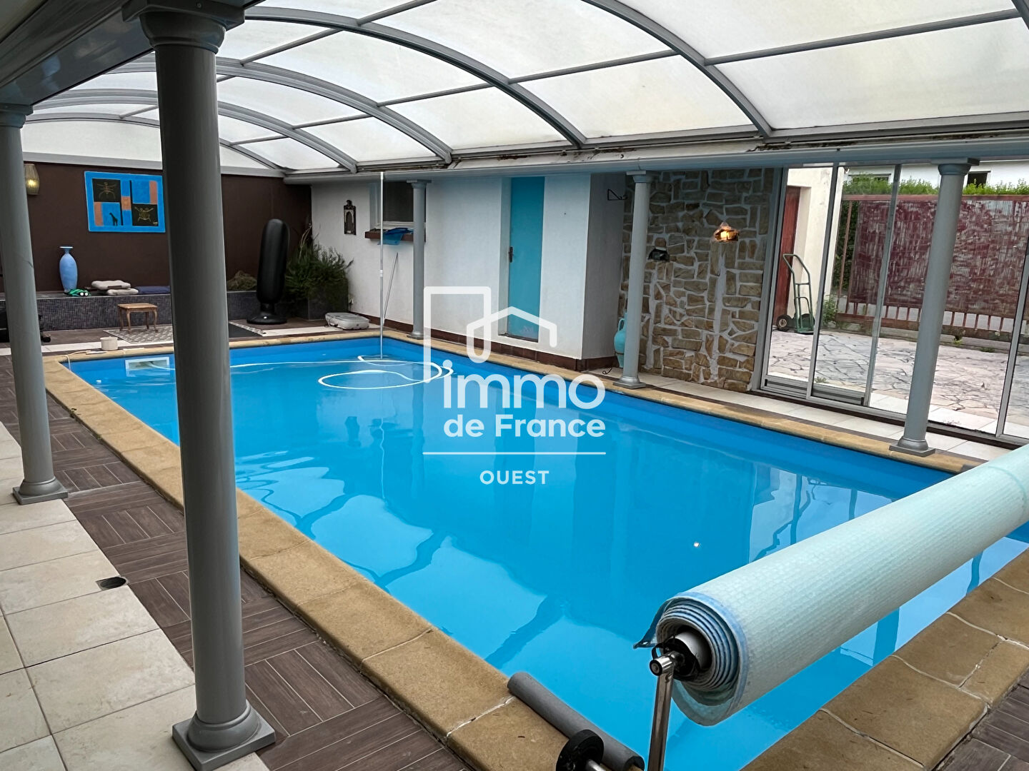 Photo Maison  T5 de 178 m2 avec piscine sur 800 m² de terrain. image 5/6