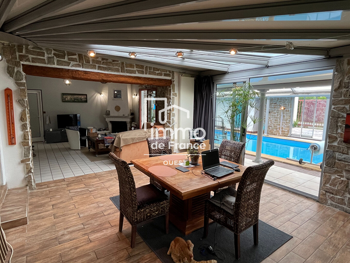 Photo Maison  T5 de 178 m2 avec piscine sur 800 m² de terrain. image 6/6