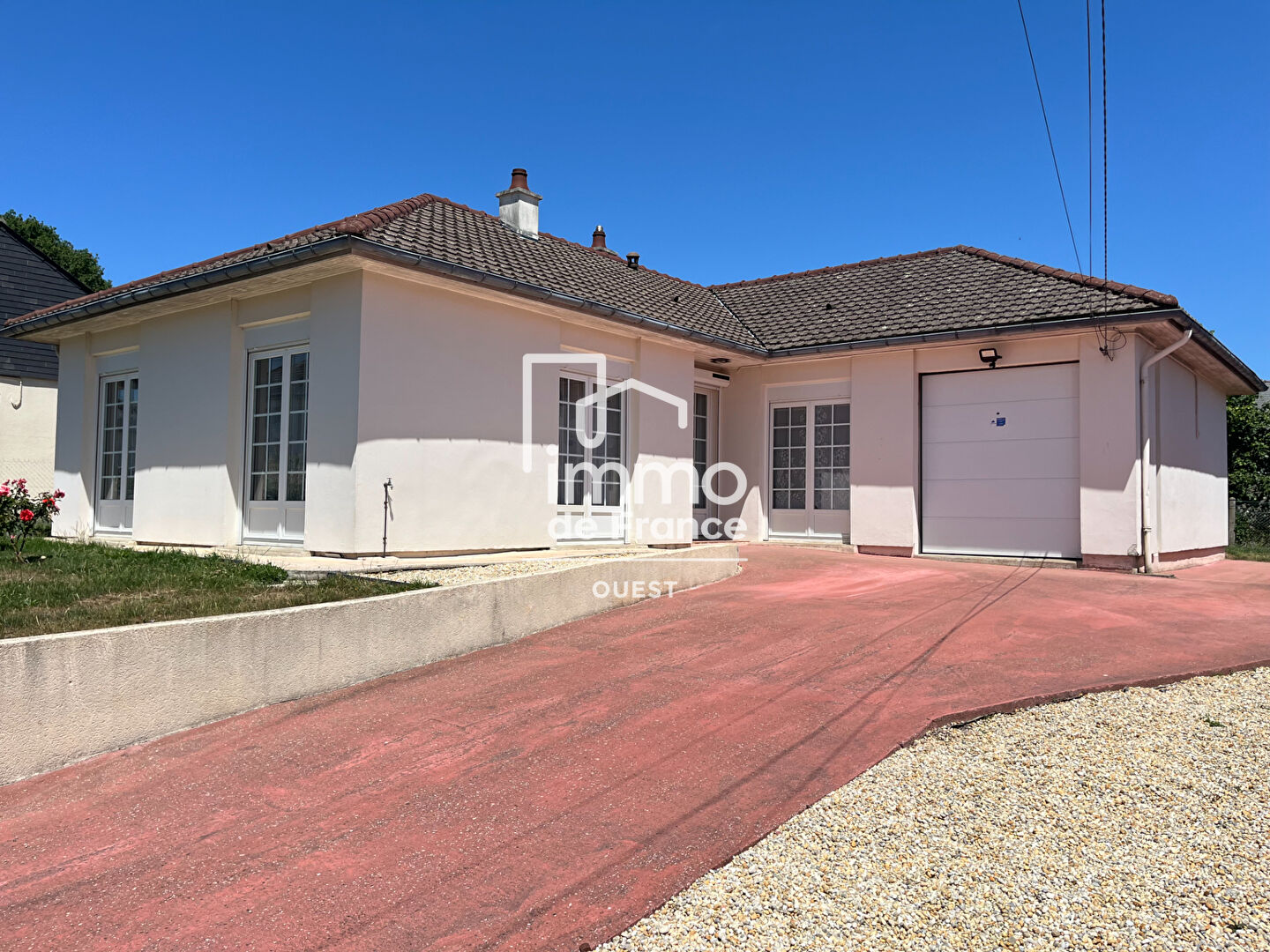 Photo Maison de plain-pied Aron 4 pièce(s) 93 m² image 1/6