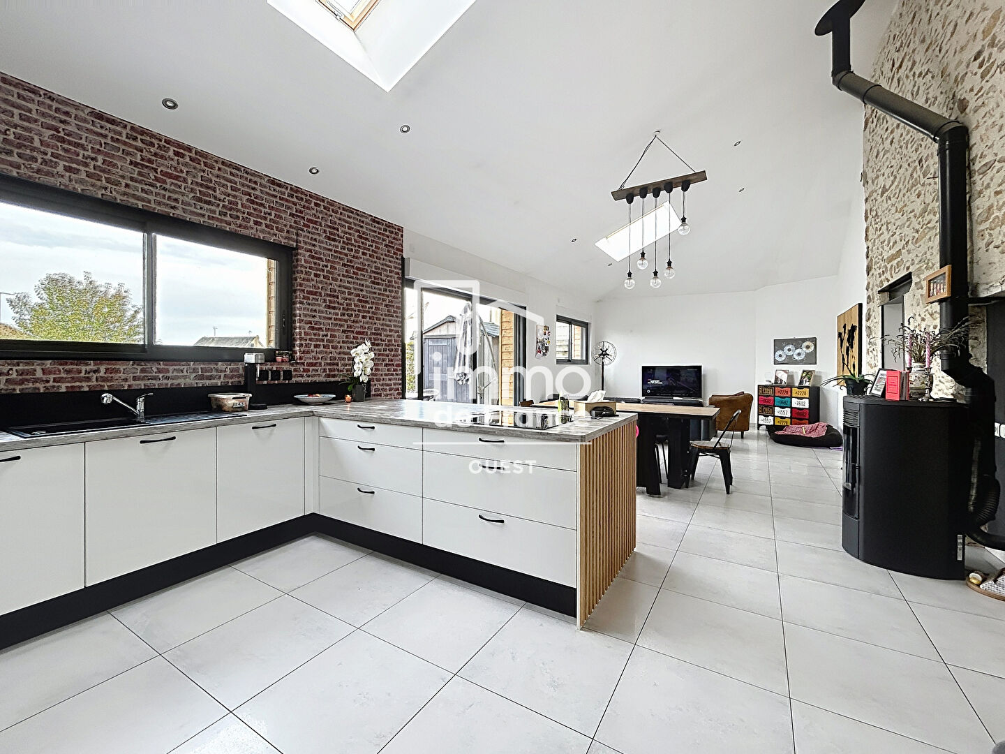 Photo Maison Saint Berthevin 147 m2 image 2/6