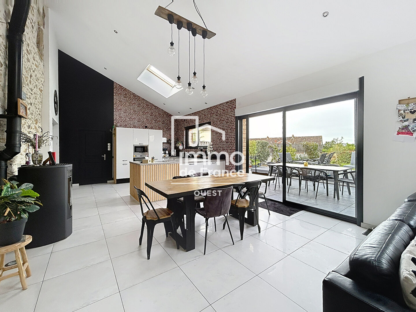 Photo Maison Saint Berthevin 147 m2 image 3/6