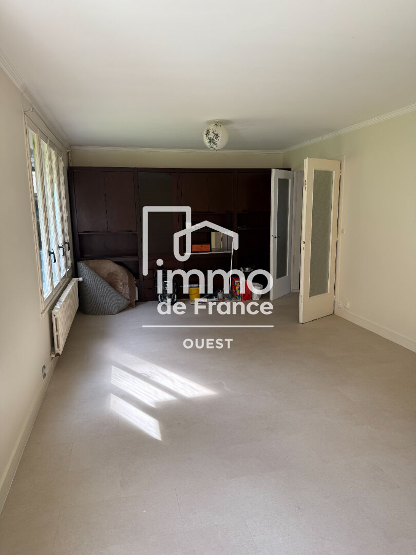 Photo Appartement T4 79,25m² 11 Square Maurice Blanchard image 2/6
