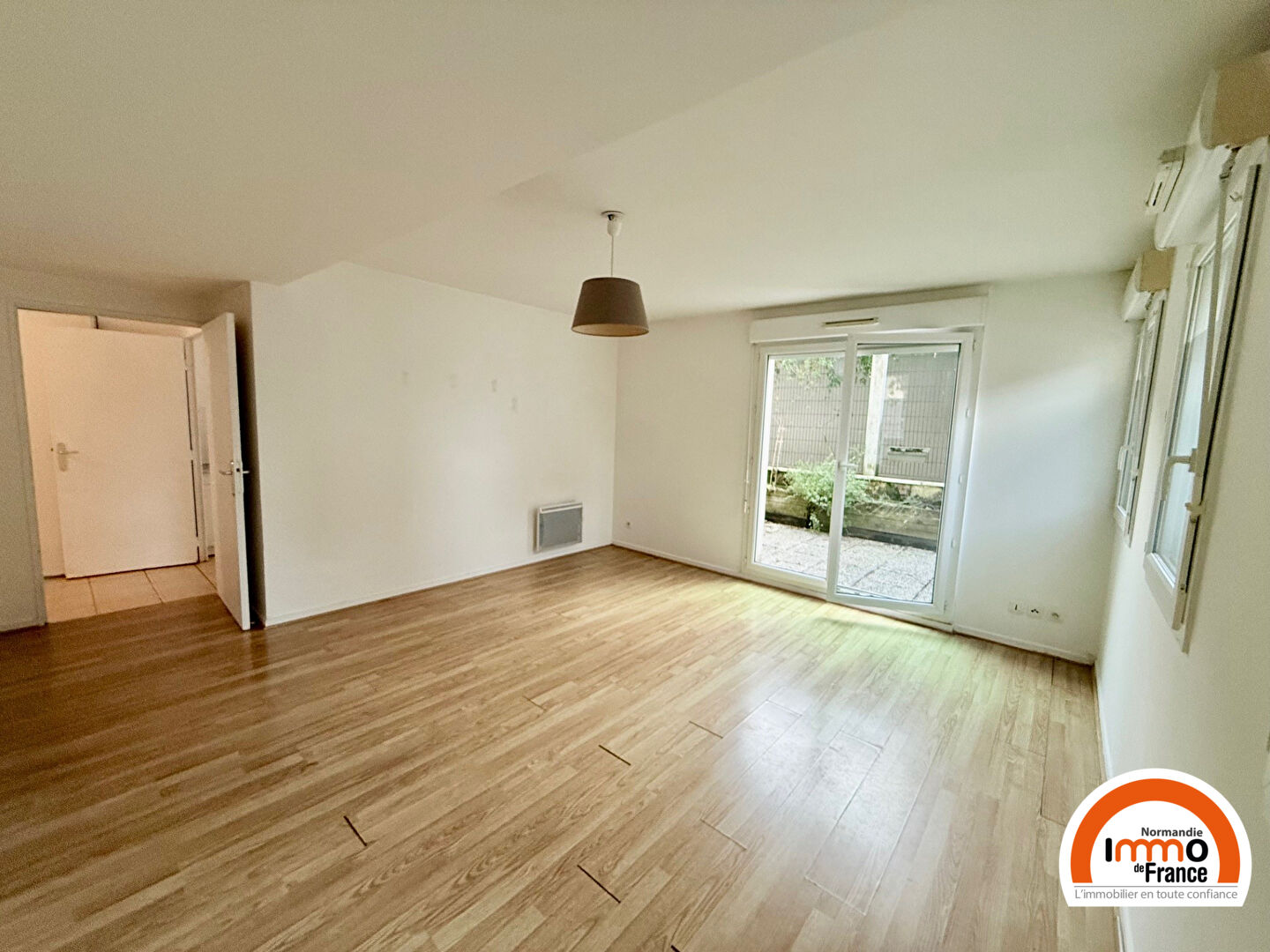 Agence immobilière de 
 IMMO DE FRANCE NORMANDIE - IMMO DE FRANCE NORMANDIE 
